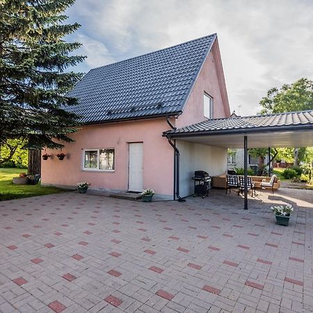 فيلا Lubja Holiday House بارنو المظهر الخارجي الصورة